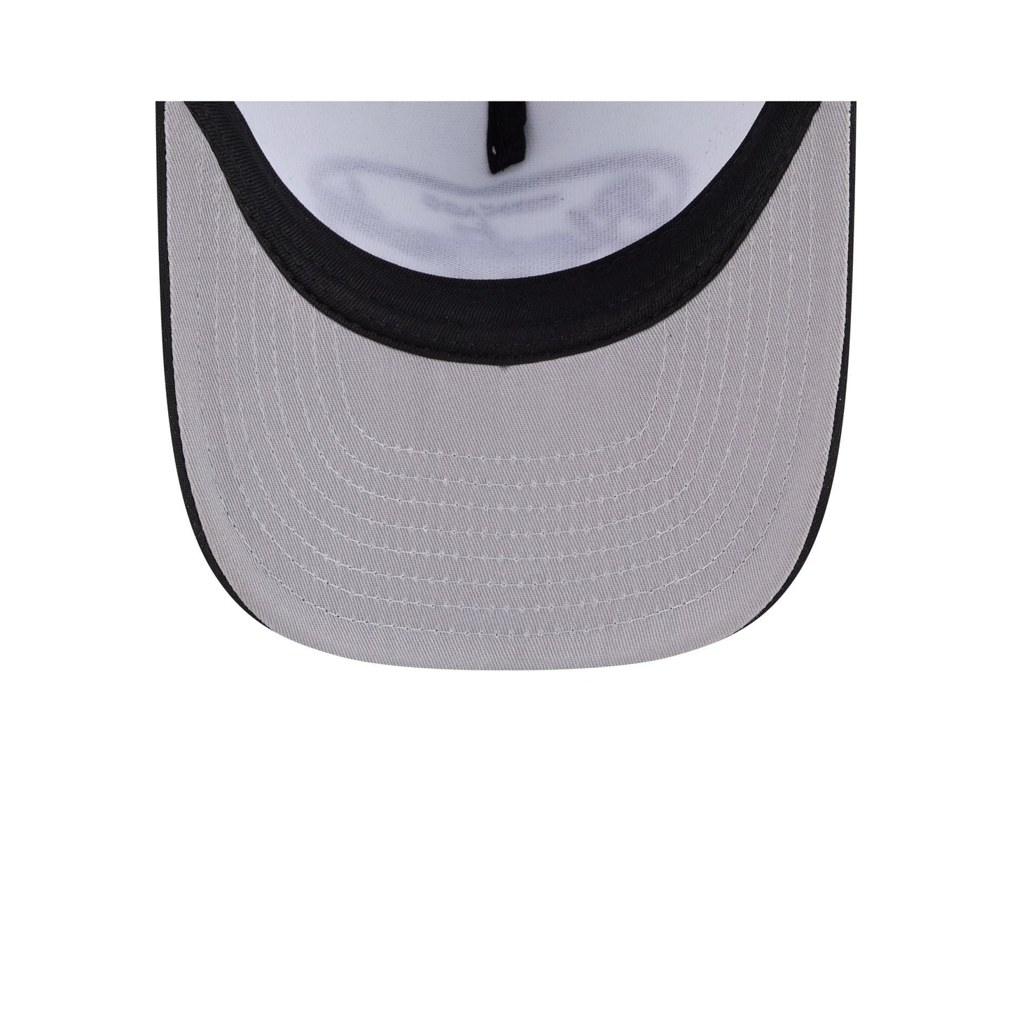 Chicago Blackhawks Chrome 59FIFTY Fitted Trucker Hat