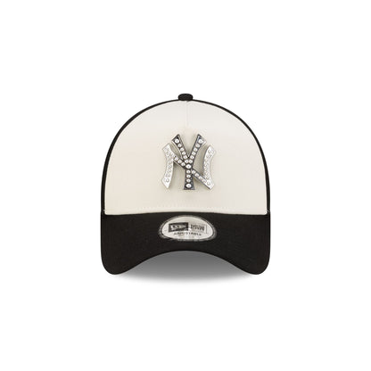 New York Yankees Pearl Logo 9FORTY A-Frame Snapback Hat