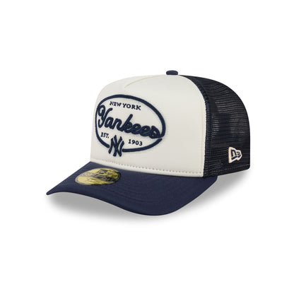 New York Yankees Chrome 59FIFTY Fitted Trucker Hat