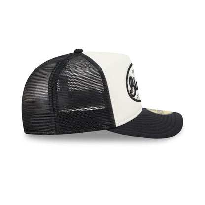 Chicago Blackhawks Chrome 59FIFTY Fitted Trucker Hat