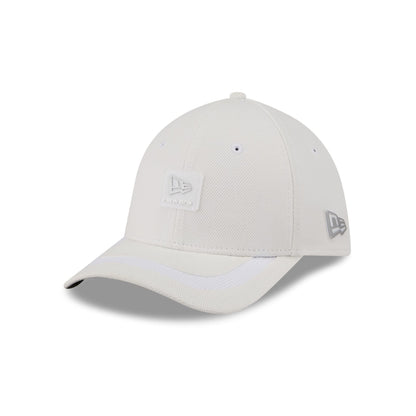 New Era Cap White Cotton 39THIRTY M-Crown Stretch Fit Hat
