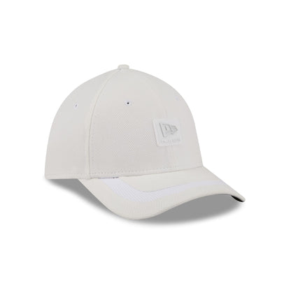 New Era Cap White Cotton 39THIRTY M-Crown Stretch Fit Hat