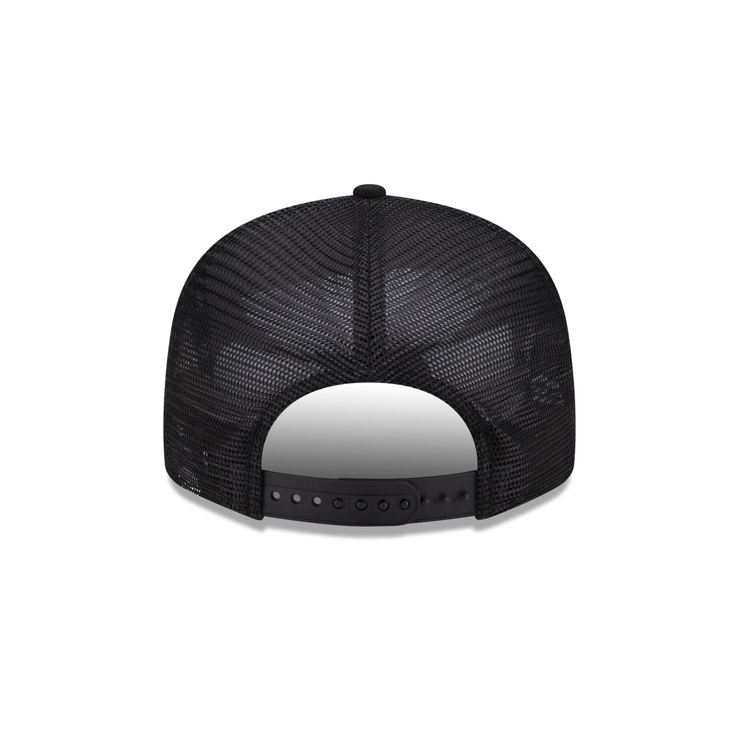 Looney Tunes Daffy Duck 9FIFTY Trucker Snapback Hat